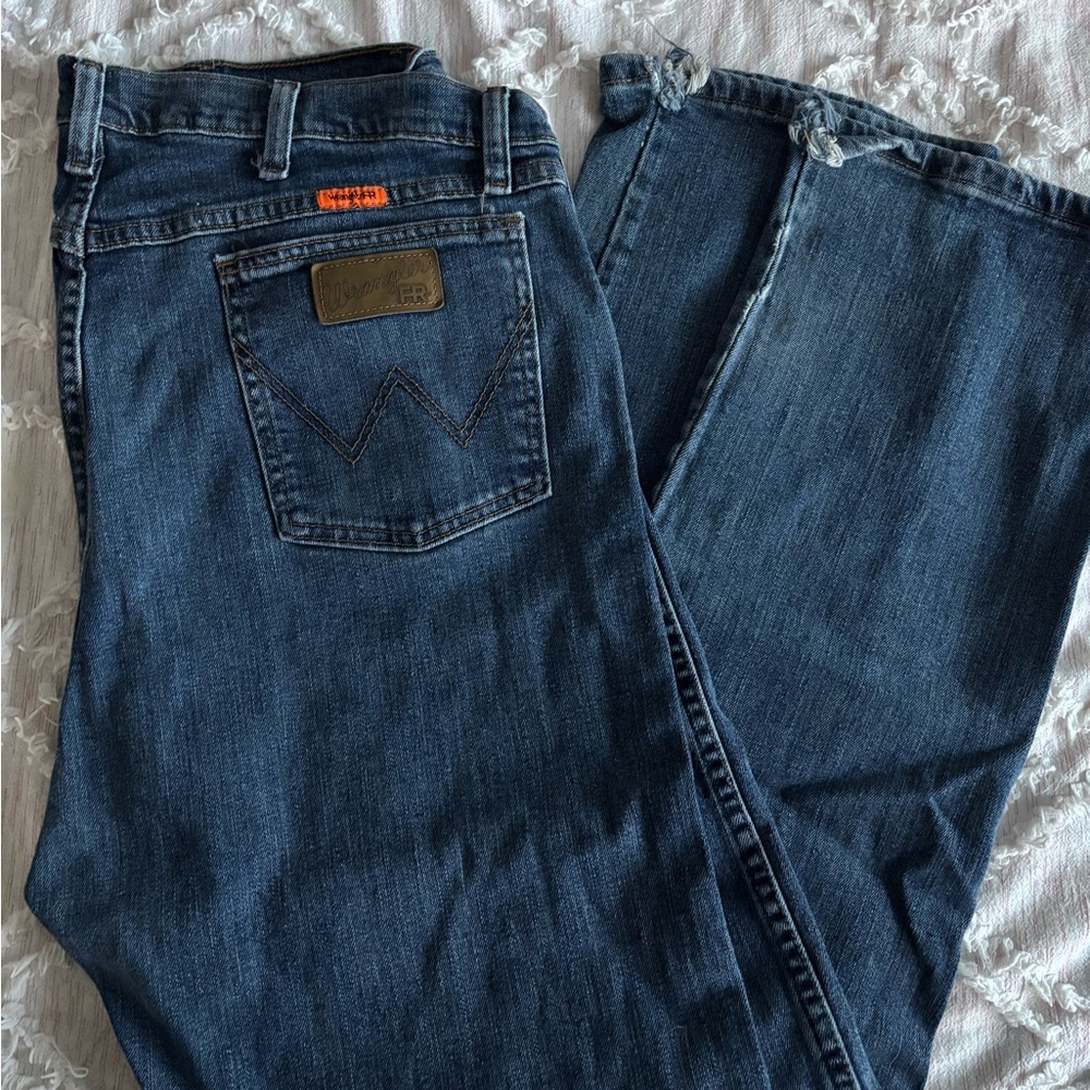 Wrangler Men's Deep Indigo Relaxed Jeans